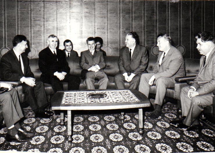 Primirea la Nicolae Ceauşescu, preşedintele Consiliului de Stat al R.S.R., a delegaţiei guvernamentale sovietice, condusă de M.S. Lescico, la 9 iulie 1969 (convorbirile au avut loc la Mangalia).  (9 iulie1969).