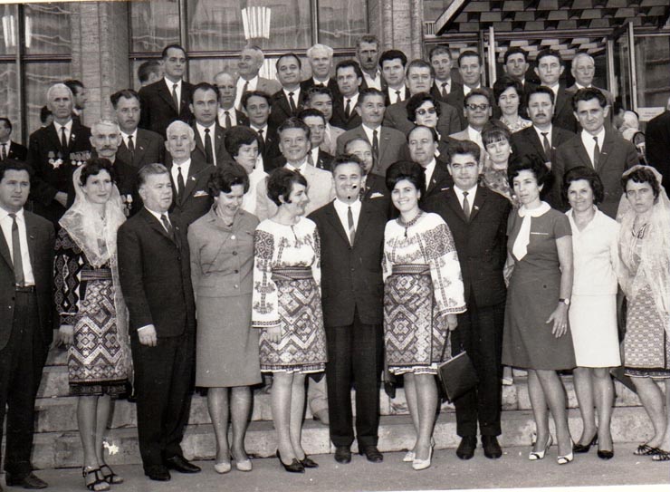 Delegaţia judeţului Argeş participantă la lucrările Congresului al X-lea al P.C.R. din august 1969.(6-12 august 1969).