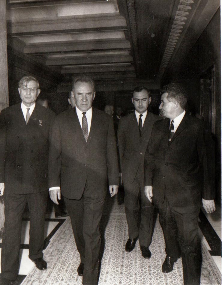 Primirea la Nicolae Ceauşescu a lui Alexei Kosâghin, preşedinte al Consiliului de Miniştri al U.R.S.S., cu prilejul semnării tratatului de prietenie dintre România şi U.R.S.S.  (7 iulie 1970).