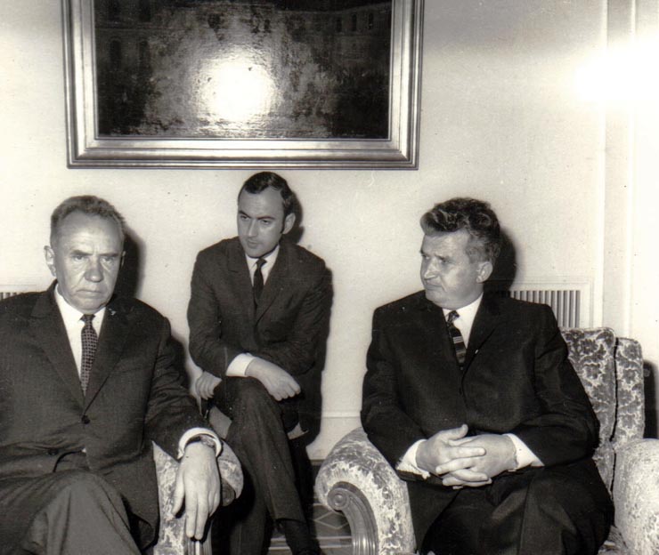Primirea la Nicolae Ceauşescu a lui Alexei Kosâghin, preşedinte al Consiliului de Miniştri al U.R.S.S., cu prilejul semnării tratatului de prietenie dintre România şi U.R.S.S.    (7 iulie 1970).