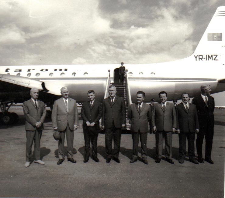 Plecarea delegaţiei de partid şi guvernamentale condusă de Nicolae Ceauşescu la Conferinţa ţărilor participante la Tratatul de la Varşovia.    (19 august 1970).