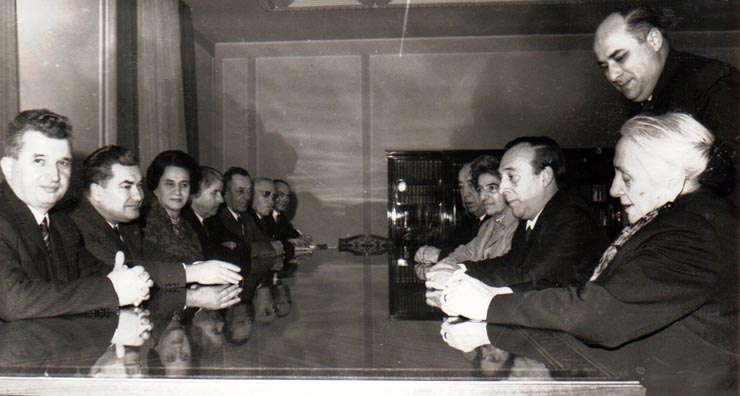 Vizita în  R.S.R. a lui Dolores Ibaruri – primirea de către Nicolae Ceauşescu.        (23 decembrie 1970).