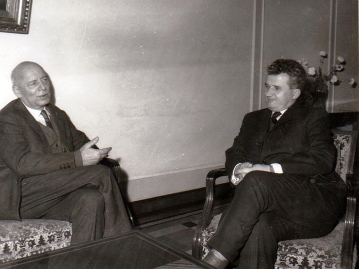 Primirea la Nicolae Ceauşescu a lui Gincarlo Pajetta, membru al Biroului Politic şi al Direcţiei Partidului Comunist Italian.      (18 februarie 1971).