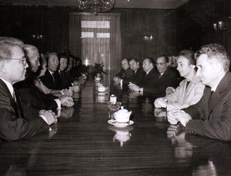 Vizita oficială a delegaţiei de partid şi guvernamentale condusă de Nicolae Ceauşescu în Republica Populară Mongolă. Convorbiri oficiale. (24 iunie 1971).