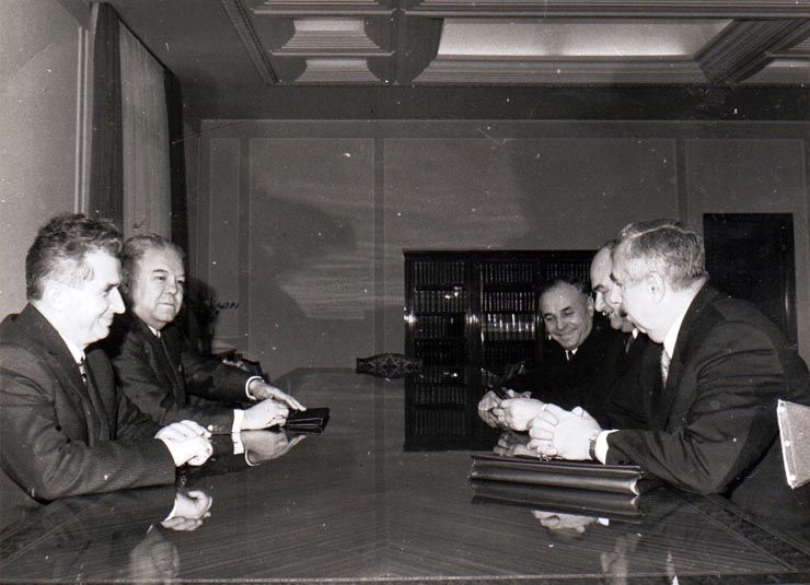 Primirea la Nicolae Ceauşescu a vicepreşedintelui Consiliului de Miniştri al U.R.S.S., preşedintele comisiei mixte româno-sovietice.(16 decembrie 1971).