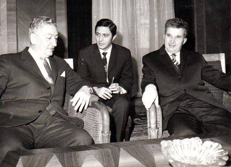 Primirea la Nicolae Ceauşescu a vicepreşedintelui Consiliului de Miniştri al Republicii Arabe Egipt, dr. Aziz Şedzi. (decembrie 1971).